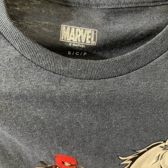 Marvel Deadpool riding unicorn over a rainbow shirt new without tag, size small. - Picture 3 of 4